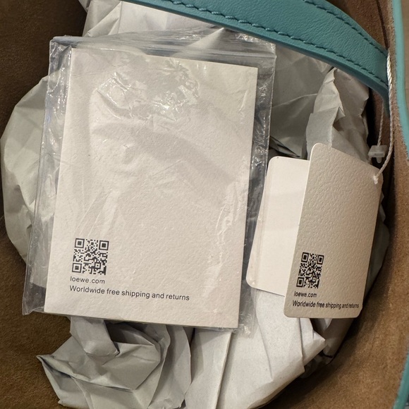 Loewe Water (color) Leather Medium Puzzle Tote - Picture 12 of 16